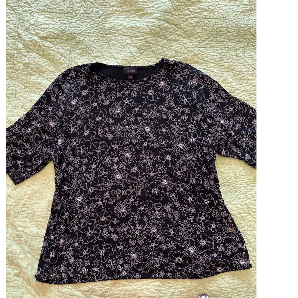 J. Jill Wearever Black Floral Line Art Crew Neck Top XL Rayon Spandex Stretch